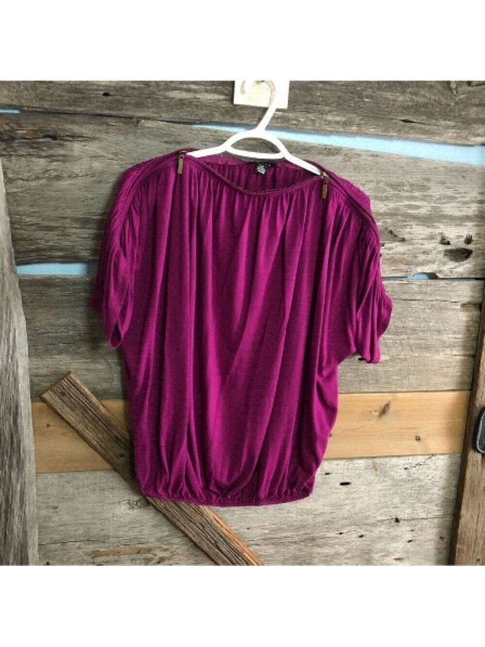 UK2LA Size Large Fuchsia Adjustable Zippered Neck Top